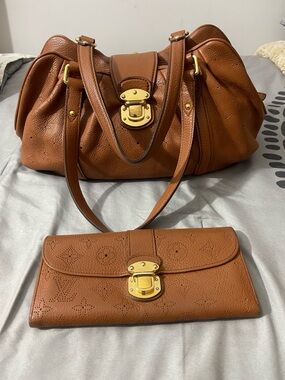 AUTHENTIC!!! Louis Vuitton Mahina Brown Leather Shoulder Bag & Matching Wallet